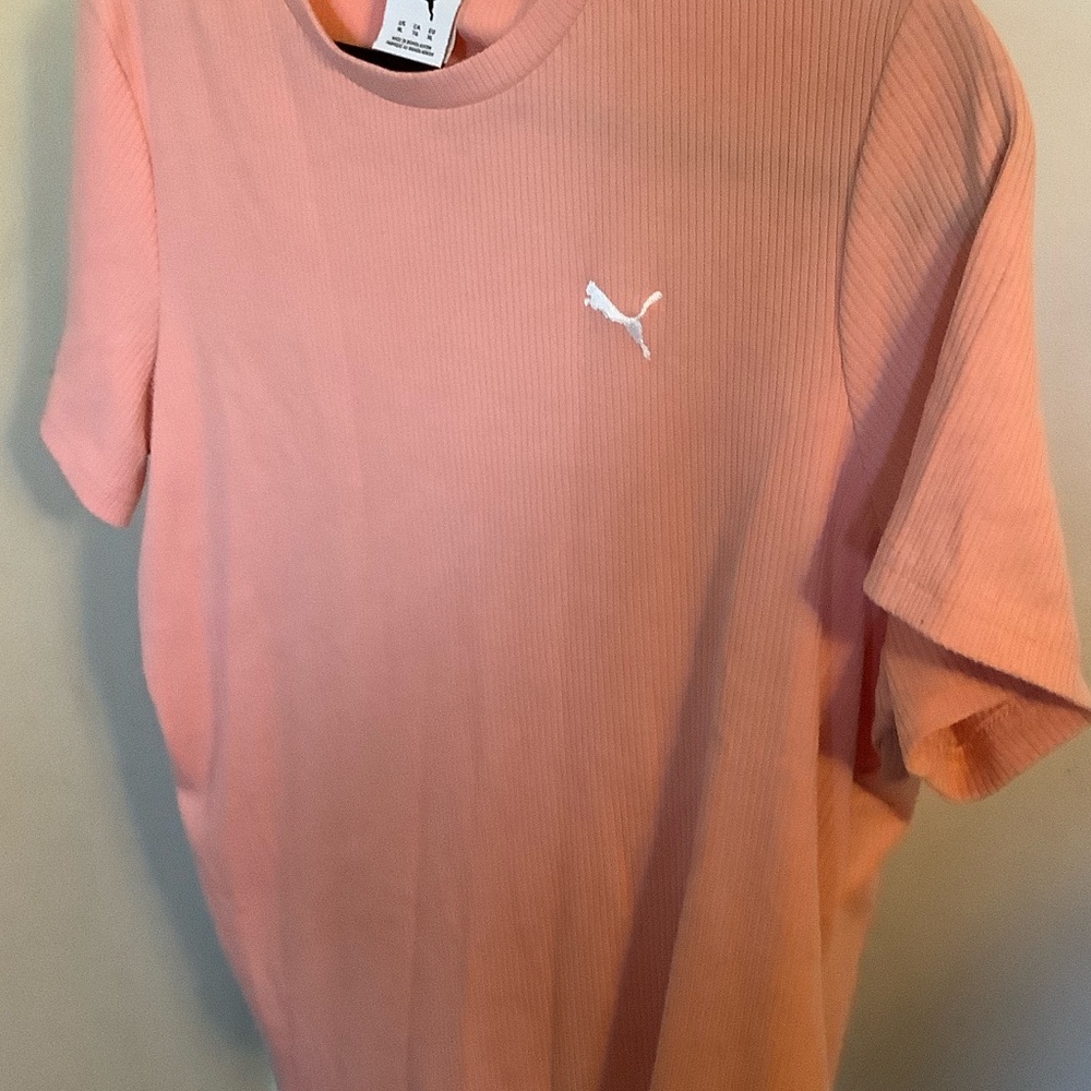 Puma Ribbed Crew Tee in Peach Pink - Picture 5 of 7